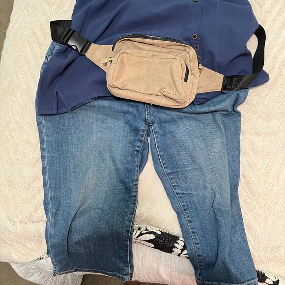 Tuscany Sling Bag Khaki - Picture 13 of 16